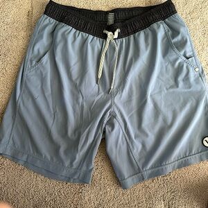 Vuori kore shorts. Medium